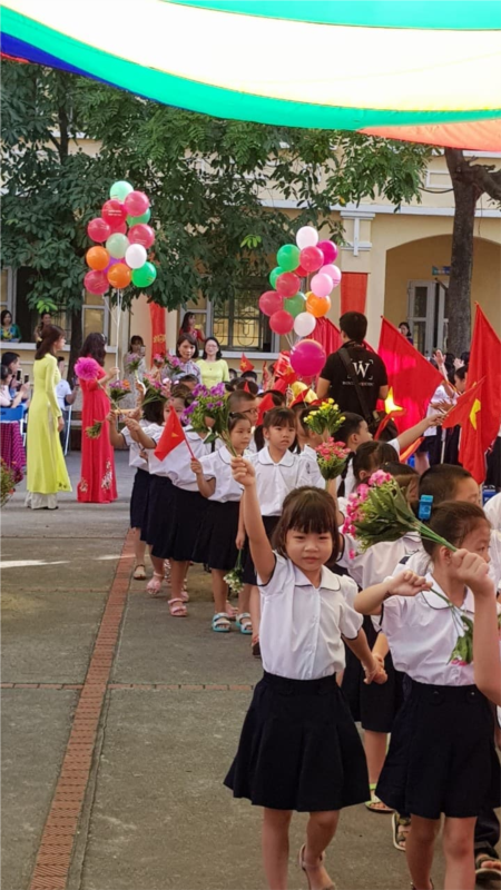 46516669_257927341563669_3989951397381537792_n - Copy.jpg